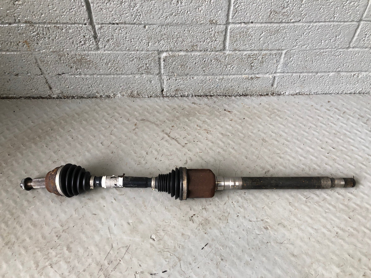Range Rover L405 Driveshaft Front Off Side 3.0 SDV6 Land Rover 2013 to 2017