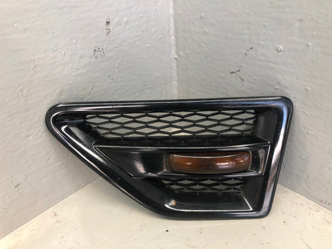 Freelander 2 Wing Vents Indictor Side Repeaters Black Pair Land Rover R17036