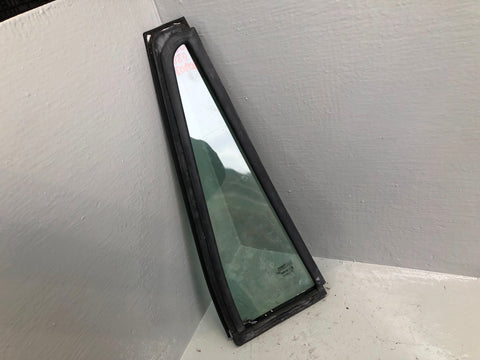 Range Rover P38 Window Quarter Glass Near Side Rear Door 1994 to 2002