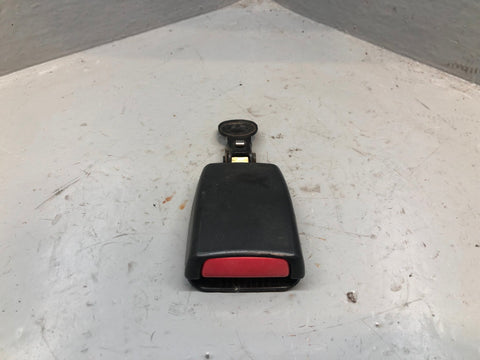 Discovery 2 Seat Belt Buckle Clasp Near Side Rear Land Rover 1998 to 2004
