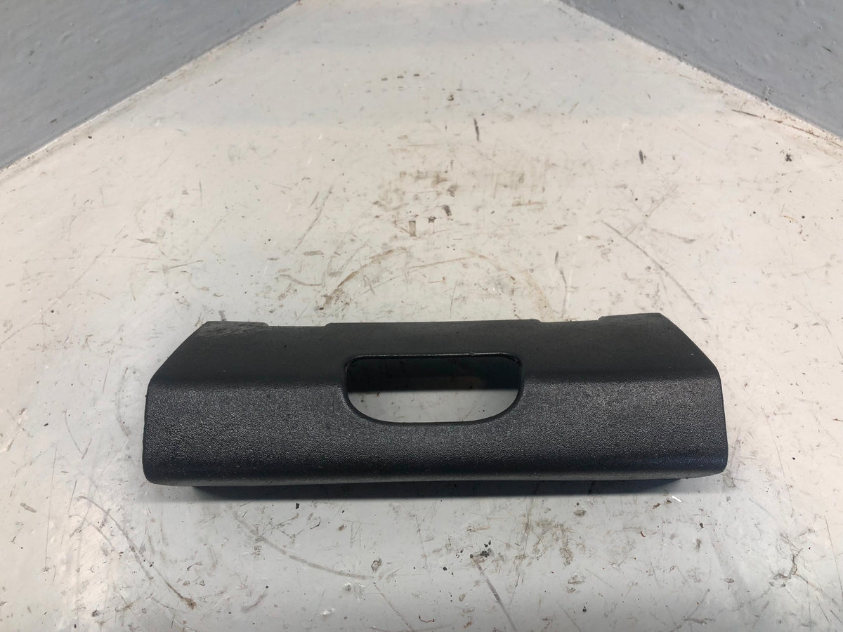 Range Rover L322 Front Bumper Tow Eye Cover 2002 to 2006