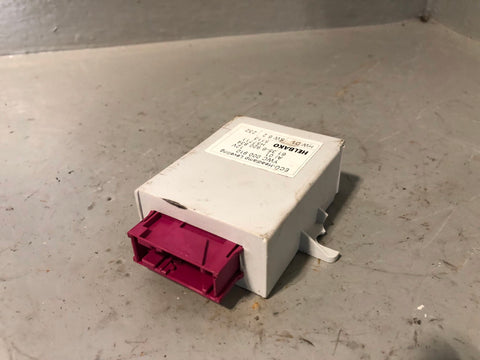 Range Rover L322 Headlamp Levelling Control Module YWC000910 2002 to 2006 R31075