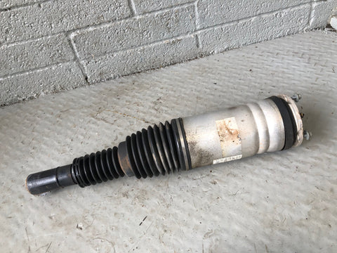 Range Rover L405 Strut Air Suspension Shock Absorber Near Side Front 22271124