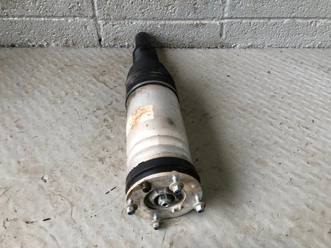 Range Rover L405 Strut Air Suspension Shock Absorber Near Side Front 22271124