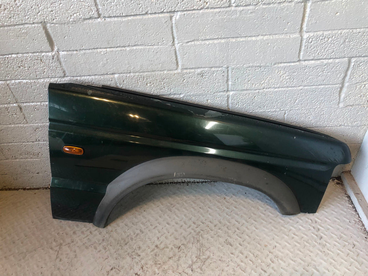 Discovery 2 Front Wing Off Side Epsom Green Land Rover 2002 to 2004 R18125