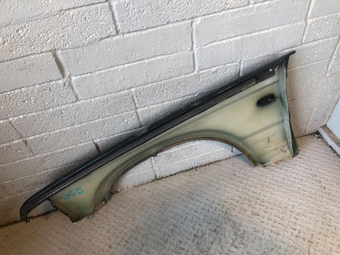 Discovery 2 Front Wing Off Side Epsom Green Land Rover 2002 to 2004 R18125
