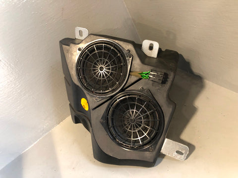 Range Rover L322 Subwoofer Speaker Boot Bass Sub XQA000020 2002 to 2005