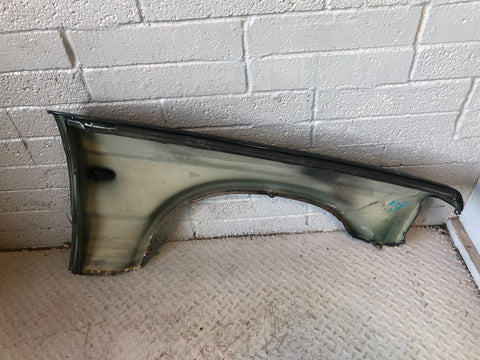Discovery 2 Front Wing Near Side Epsom Green Land Rover 2002 to 2004 R18125