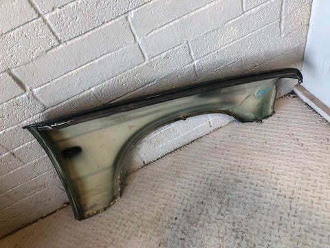 Discovery 2 Front Wing Near Side Epsom Green Land Rover 2002 to 2004 R18125