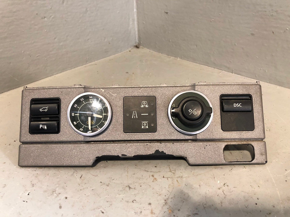 Range Rover L322 Air Suspension Switch Control Panel Clock YUL000072PUY R31075