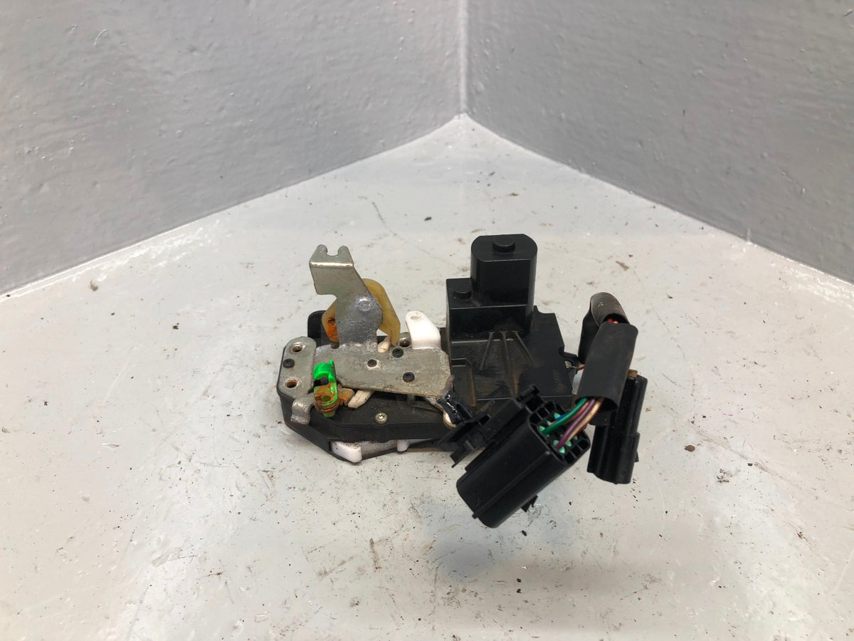 Range Rover P38 Door Lock Actuator Latch Off Side Front 1994 to 2002