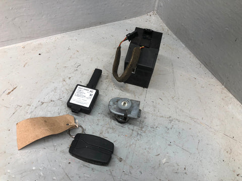 Freelander 2 Ignition Barrel with Key Door Lock Land Rover 2006 to 2015 K07046