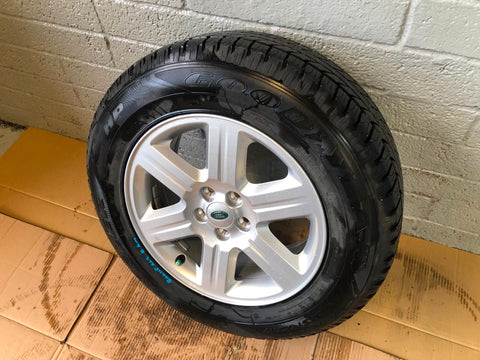 Freelander 2 Alloy Wheel and Tyre 17" Land Rover 235/65R17 2006 to 2014 R06115B