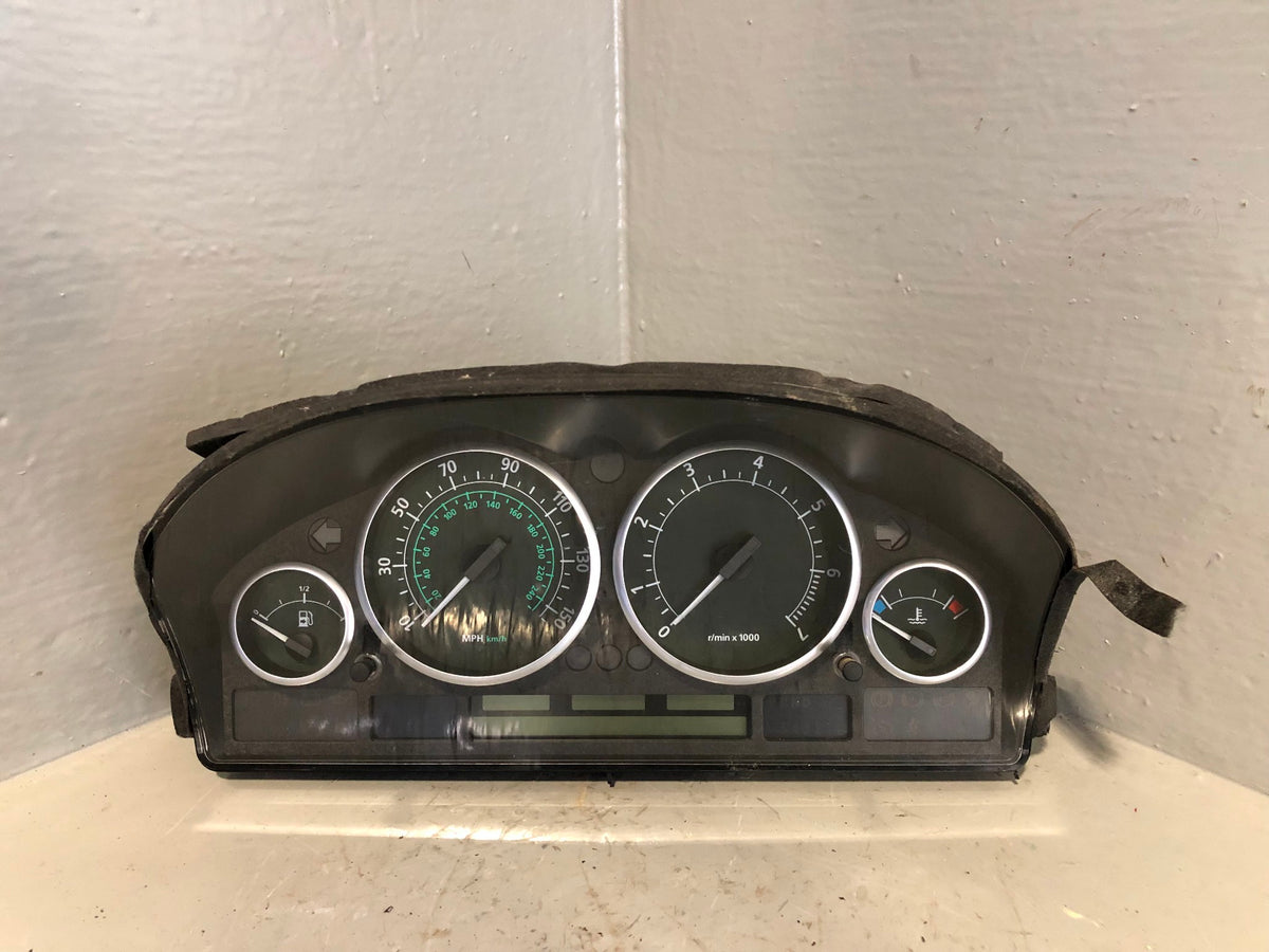 Range Rover L322 Speedometer Instrument Cluster 4.4 V8 YAC002390PVA 2002 to 2005