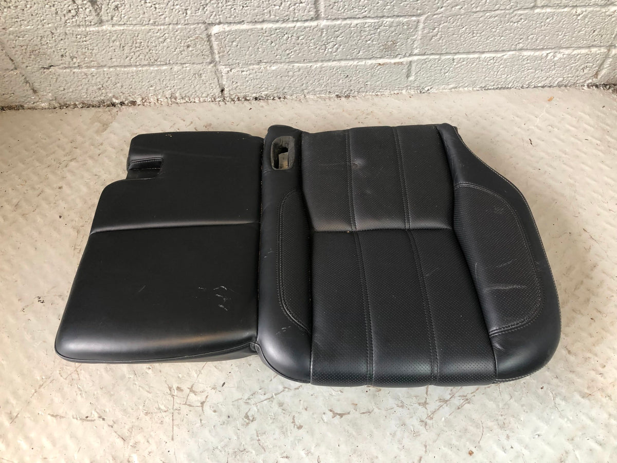 Range Rover L405 Seat Base Rear Near Side Centre Leather Black 2013 to 2017
