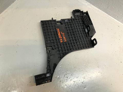 Range Rover Evoque Headlight Bracket Off Side RH 00122221 L538 2016 to 2018