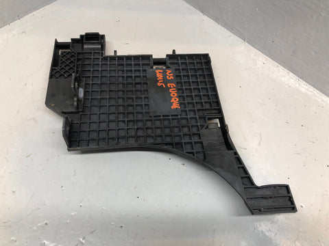 Range Rover Evoque Headlight Bracket Left Side LH 00122222 L538 2016 to 2018