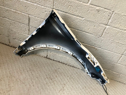 Range Rover Evoque Wing Near Side Front Fuji White LRC 867 L538 L10115
