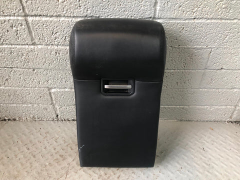 Range Rover L405 Centre Rear Arm Rest With Cup Holders Black 2013 to 2017