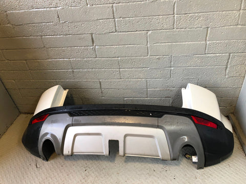 Range Rover Evoque Rear Bumper Fuji White 867 L538 2015 to 2018 L10115