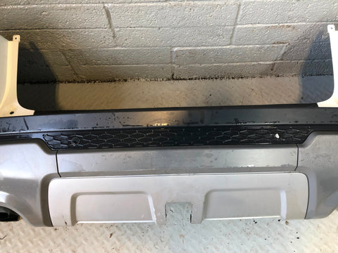 Range Rover Evoque Rear Bumper Fuji White 867 L538 2015 to 2018 L10115