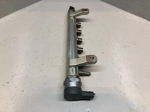 Freelander 2 Fuel Rail and Pressure Sensor 2.2 TD4 9671002980 Land Rover