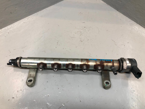 Freelander 2 Fuel Rail and Pressure Sensor 2.2 TD4 9671002980 Land Rover