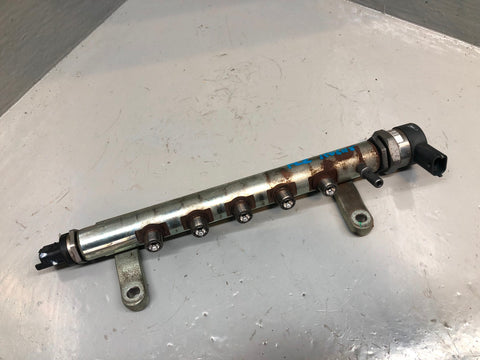 Freelander 2 Fuel Rail and Pressure Sensor 2.2 TD4 9671002980 Land Rover