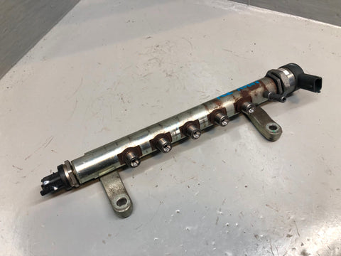 Freelander 2 Fuel Rail and Pressure Sensor 2.2 TD4 9671002980 Land Rover