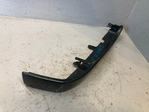 Discovery 2 Headlight Trim Off Side Epsom Green Land Rover 2002 to 2004