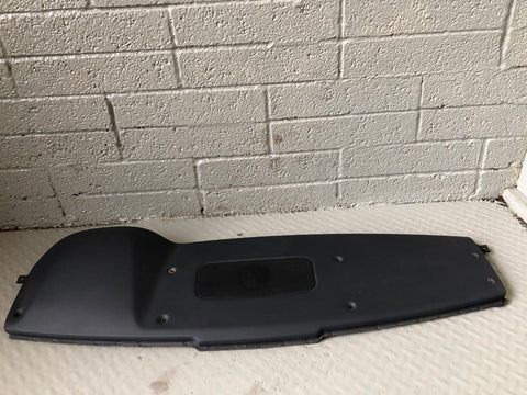 Range Rover L322 Top Dashboard in Black with Speaker 2002 to 2006 R31075