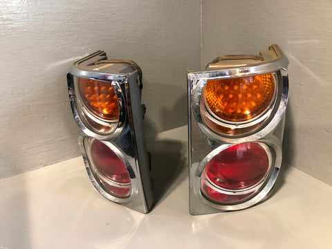 Range Rover L322 Tail Lamp Clusters Rear Lights Pair Chrome Trim 2002 to 2006