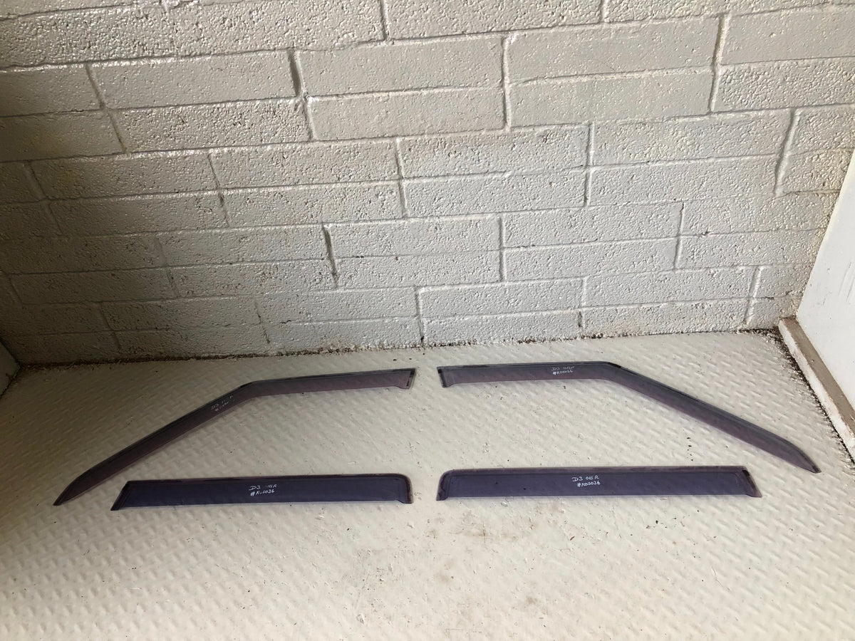Discovery 3 4 Set Of 4 Wind Deflectors Plastic Land Rover 2004 to 2016 K05036