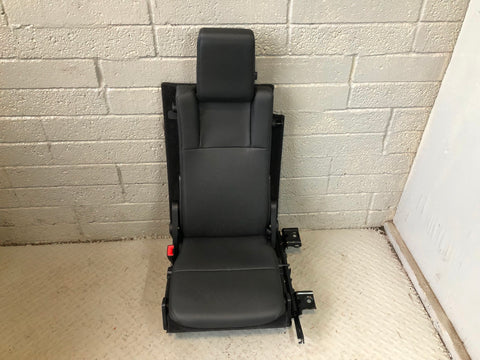 Discovery 3 Seats Black Leather Electric Set x 7 Land Rover 2004 to 2009 K05115