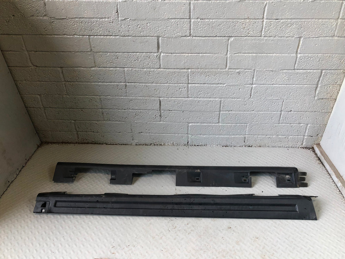 Range Rover Sport Sill Covers Plastic Trims Pair Of L320 2005 to 2013 R04036