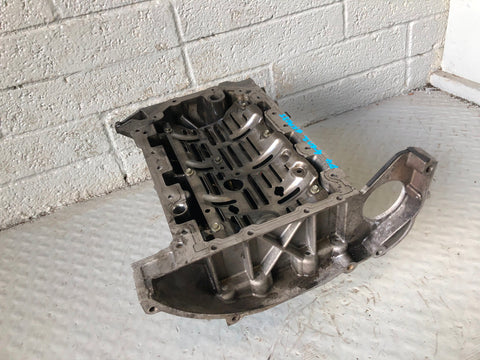Discovery 4 Oil Sump Upper Tray 3.0 TDV6 Land Rover 2014 to 2016 Gen 2