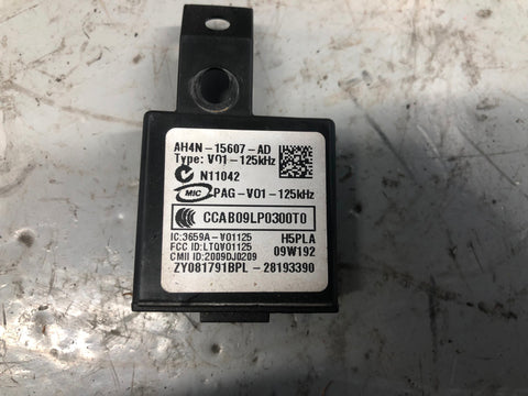 Range Rover Sport Key Set Control Module with Door Lock 2009 to 2013 L30125
