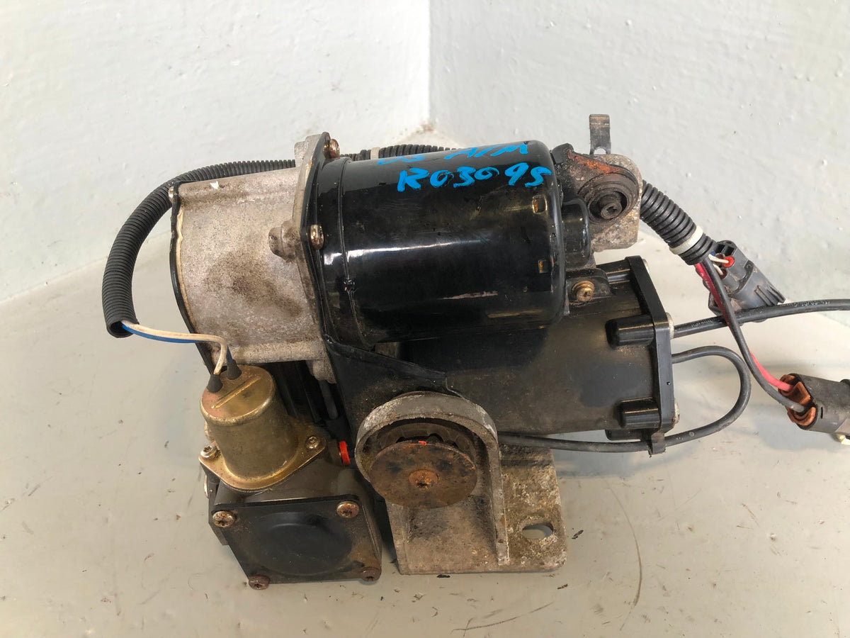 Air Suspension Compressor Hitachi Style Discovery 3 Range Rover Sport R03095