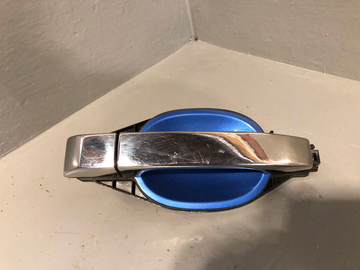 Range Rover L322 Door Handle in Monte Carlo Blue Near Side Front 2002 to 2006