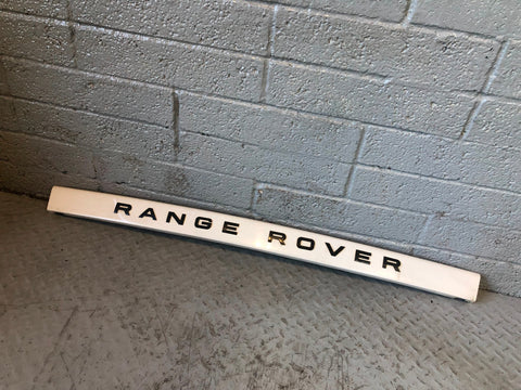 Range Rover Sport Tailgate Lower Trim Panel in Alaska White L320 2009 to 2013