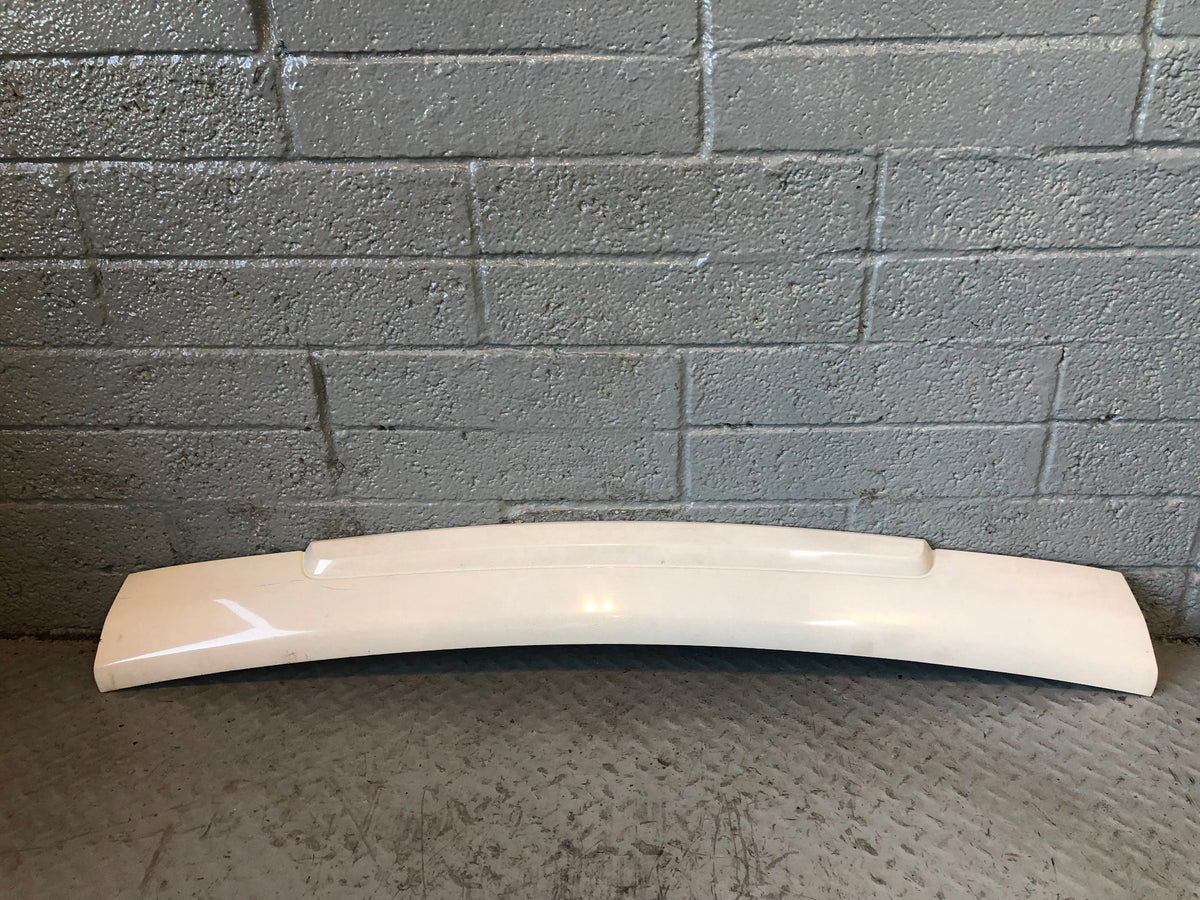 Range Rover Sport Tailgate Handle Trim Alaska White LRC 909 L320 2009 to 2013