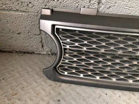Range Rover L322 Grille Front Facelift Grey DHB500182 Land Rover 2006 to 2010