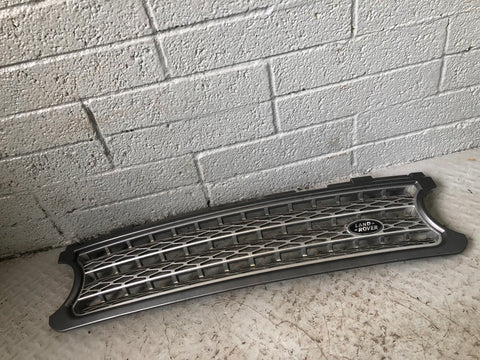 Range Rover L322 Grille Front Facelift Grey DHB500182 Land Rover 2006 to 2010