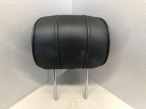 Range Rover L322 Rear Headrest Off Side Leather in Black Facelift Perforated