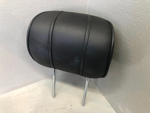 Range Rover L322 Rear Headrest Off Side Leather in Black Facelift Perforated