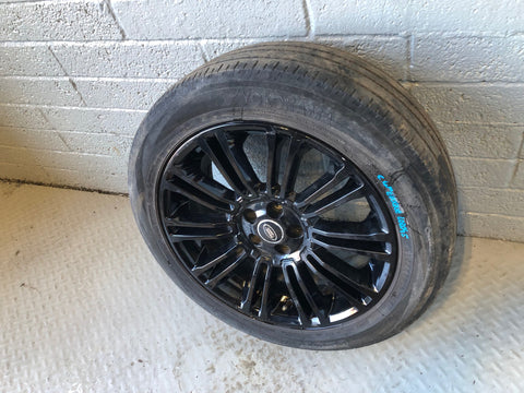 Range Rover Evoque 19" Alloy Wheel and Tyre 235/55R19 L538 Spare L02095C