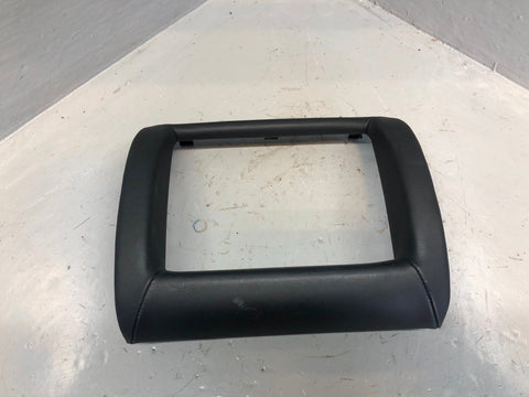 Range Rover L322 Front Headrest Entertainment Display Screen Surround Trim Black