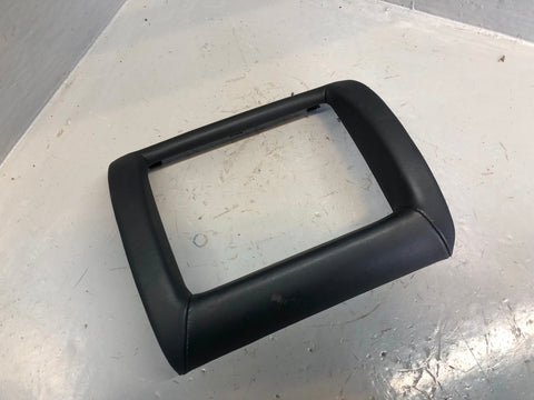Range Rover L322 Front Headrest Entertainment Display Screen Surround Trim Black