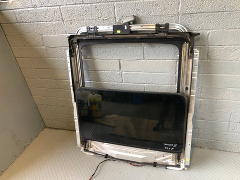 Range Rover L322 Sunroof Glass Cartridge Frame Assembly 2002 to 2012