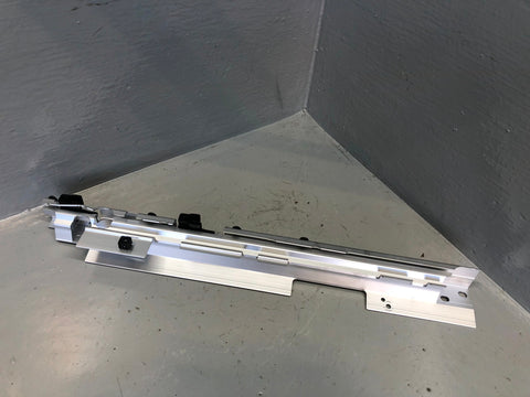 Range Rover L322 Parcel Shelf Brackets Pair of EPE500480MAC EPE500490MAC